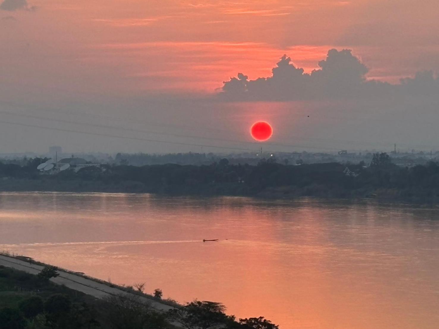 Royal Mekong Riverside Hotel Nongkhaj Kültér fotó